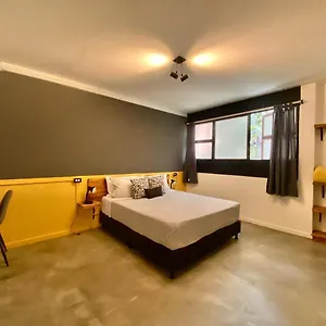 Casa Mosaiko Primer Parque Laureles Pensión Medellín